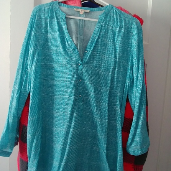 Clothes - Picture 2 of 8